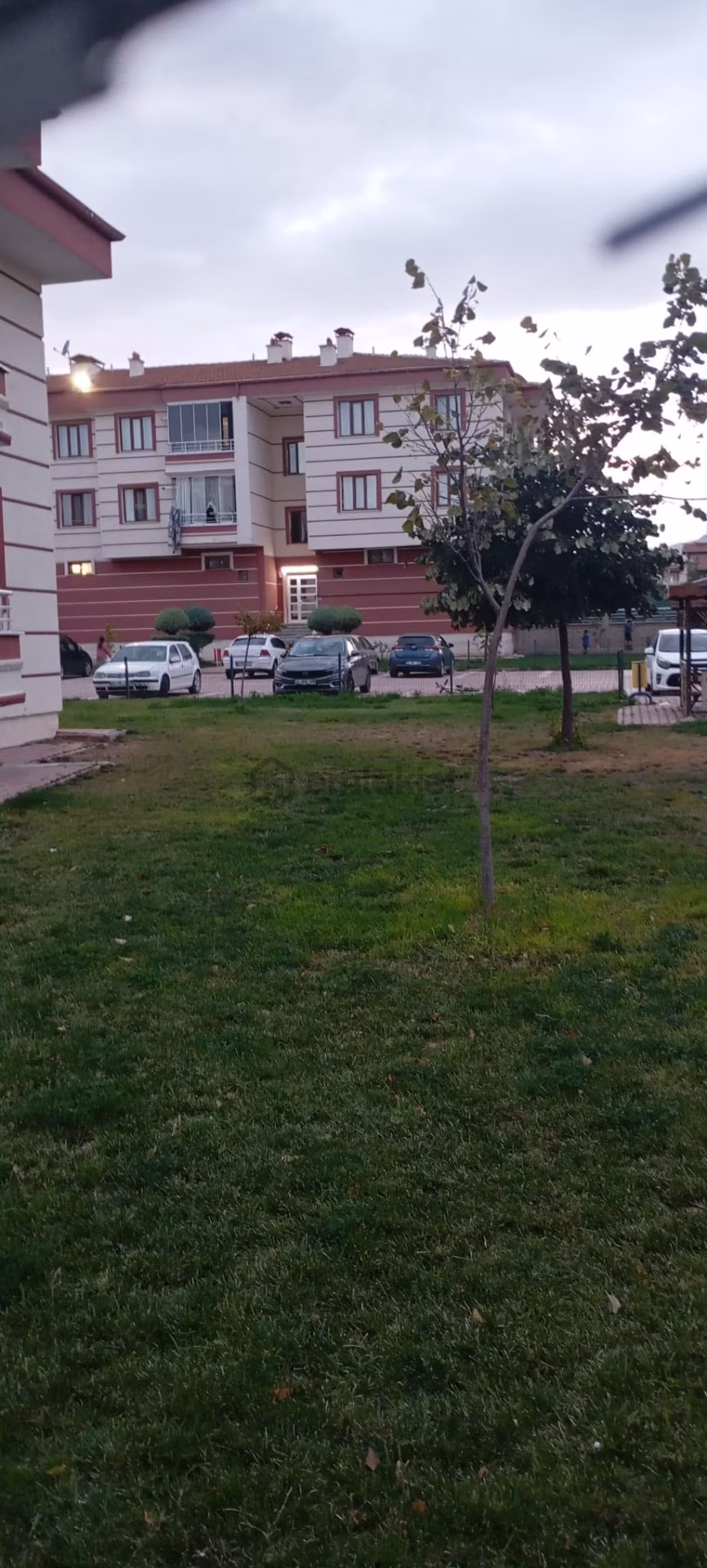 Buhara Mah.site İçi Geniş 3+1 - 21
