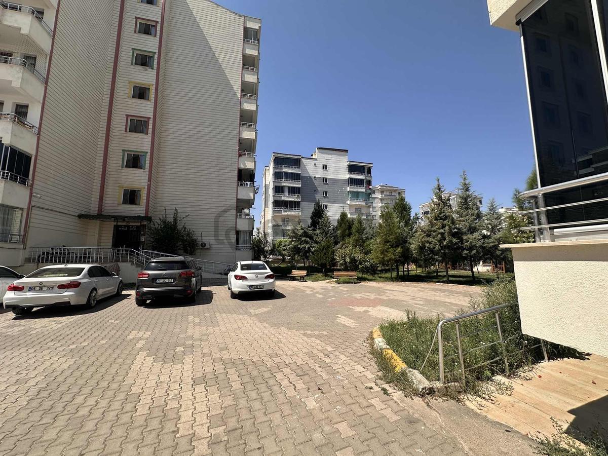 Havalimanı Kavşağında Satılık 2+1 Yüksek Giriş Daire - 18