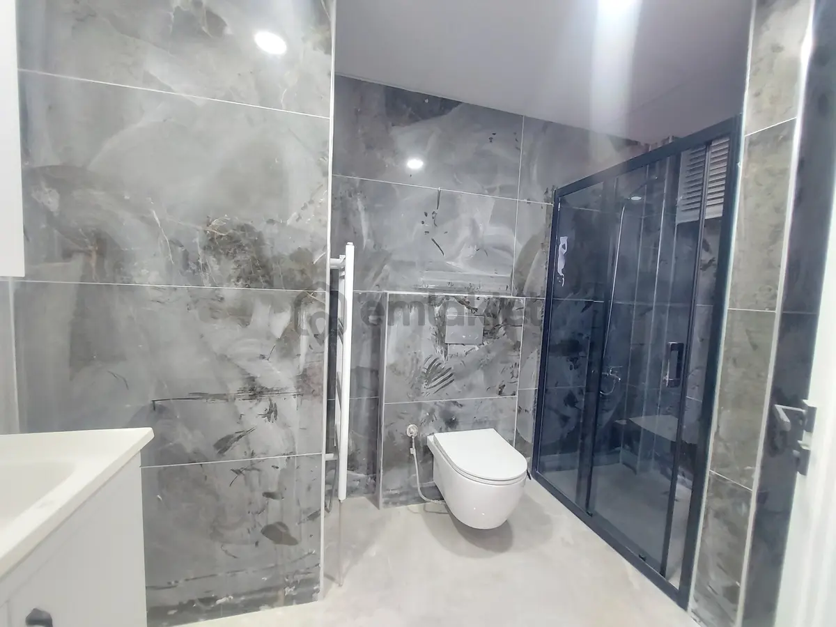 Yeni Rota'dan Yeni Yapı Manzaralı Geniş Kiralık Daire - 17