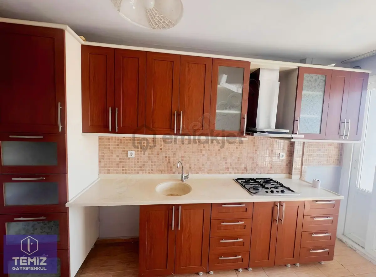 Aydınlıkevler Kiralık 3+1 Daire - 13