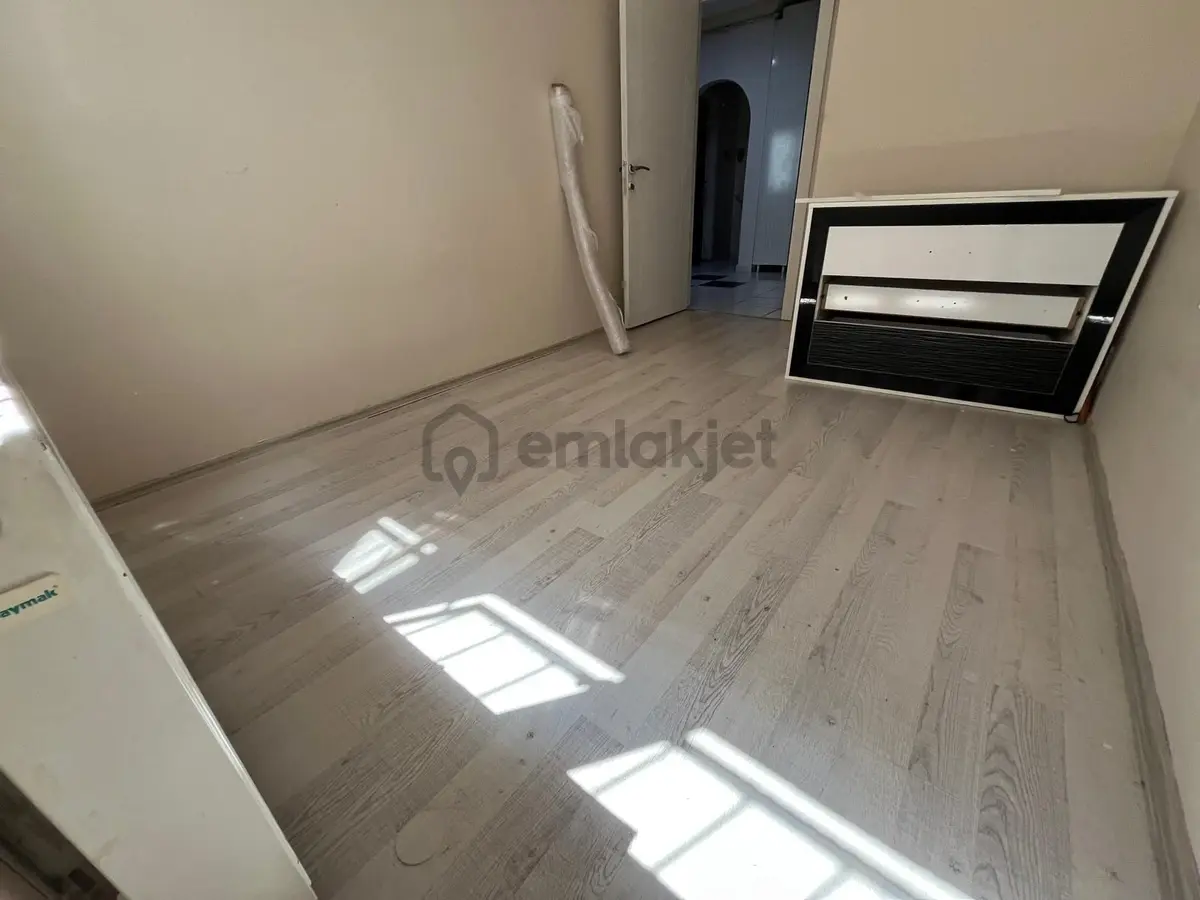 Lider,den Kiralık Daire 140m2 3+1 Y.giriş - 24