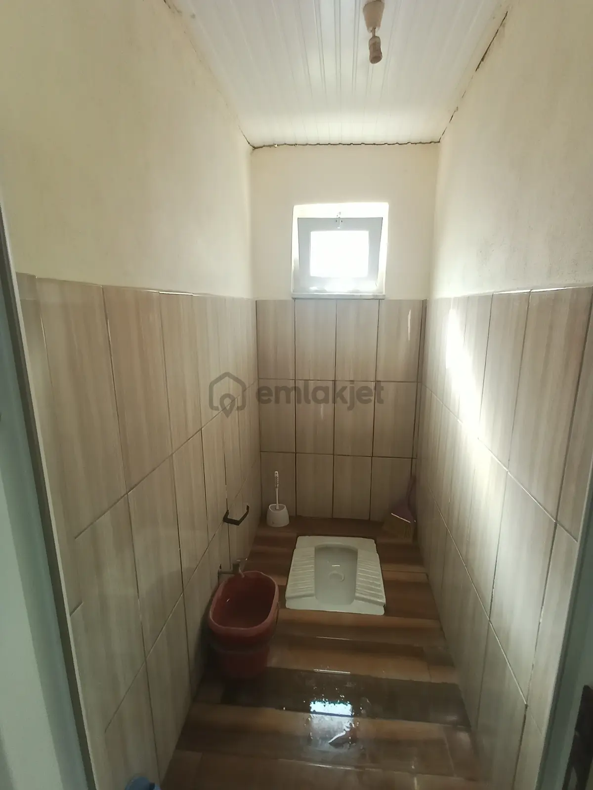 Emlakevim - Hendek Dereköyde 2 Katlı Ev - 2 Katlı Garaj - Atölye - 31