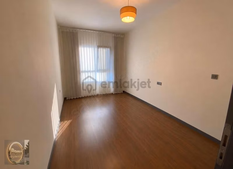 Roma 'dan 3. Etap Toki 'de Kiralık Daire - 12