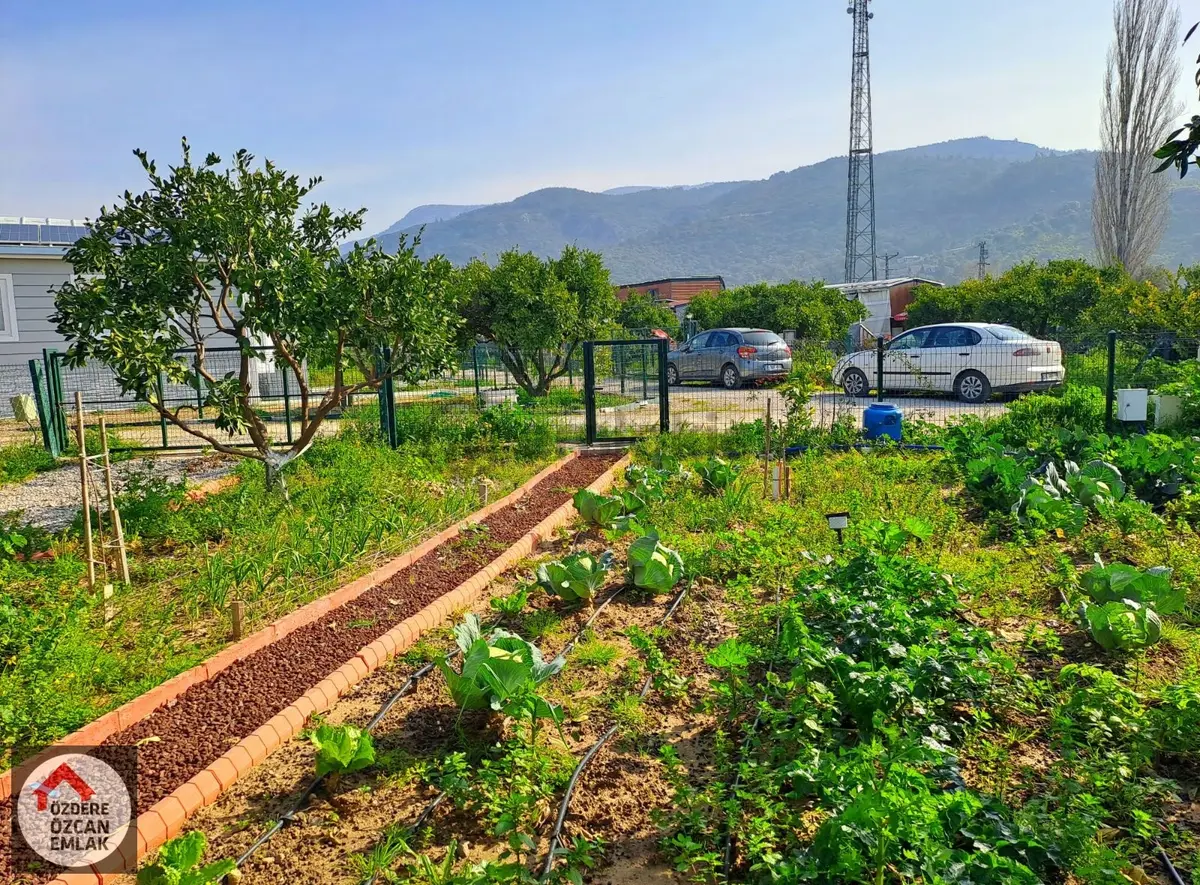 Gümüldür Merkezde Satılık Bahçe - 5