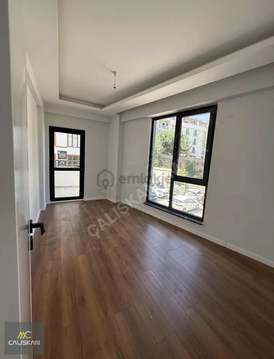 Diş Hastanesi Yanı Kiralık 1+1 - 8
