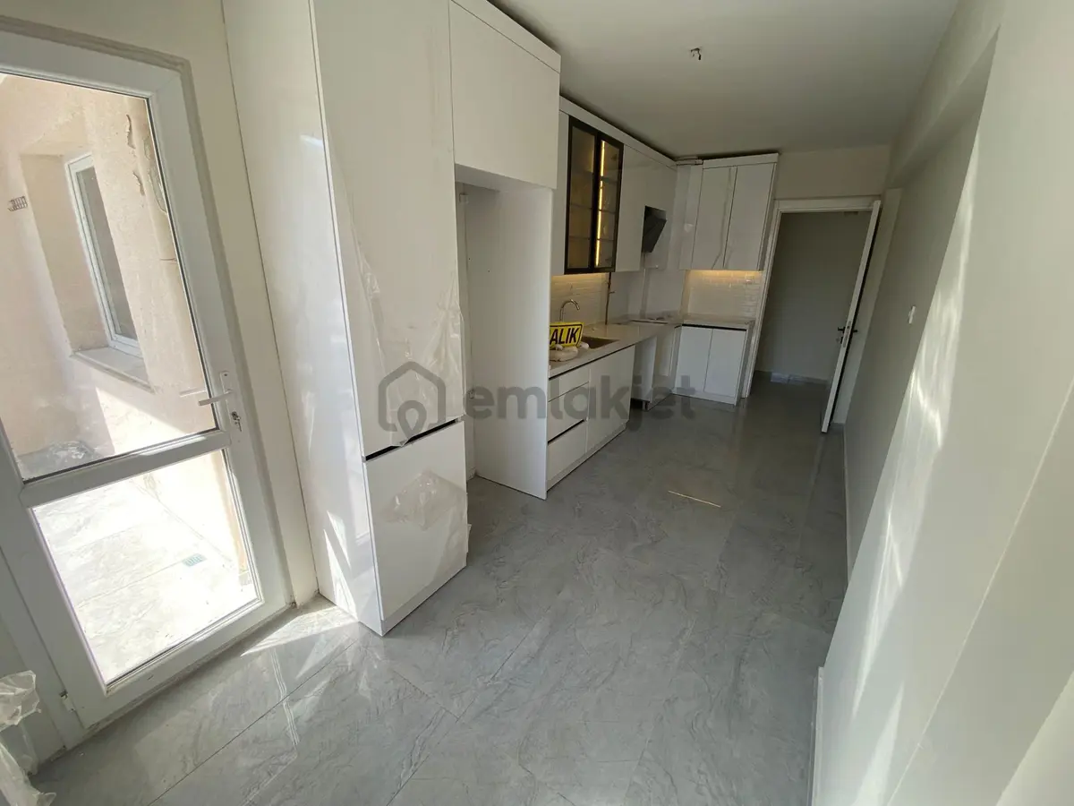 Buca Kozağaç Çevik-1 Pazar Yerinde 3+1 135 M2 Arakat Kiralık Daire - 6