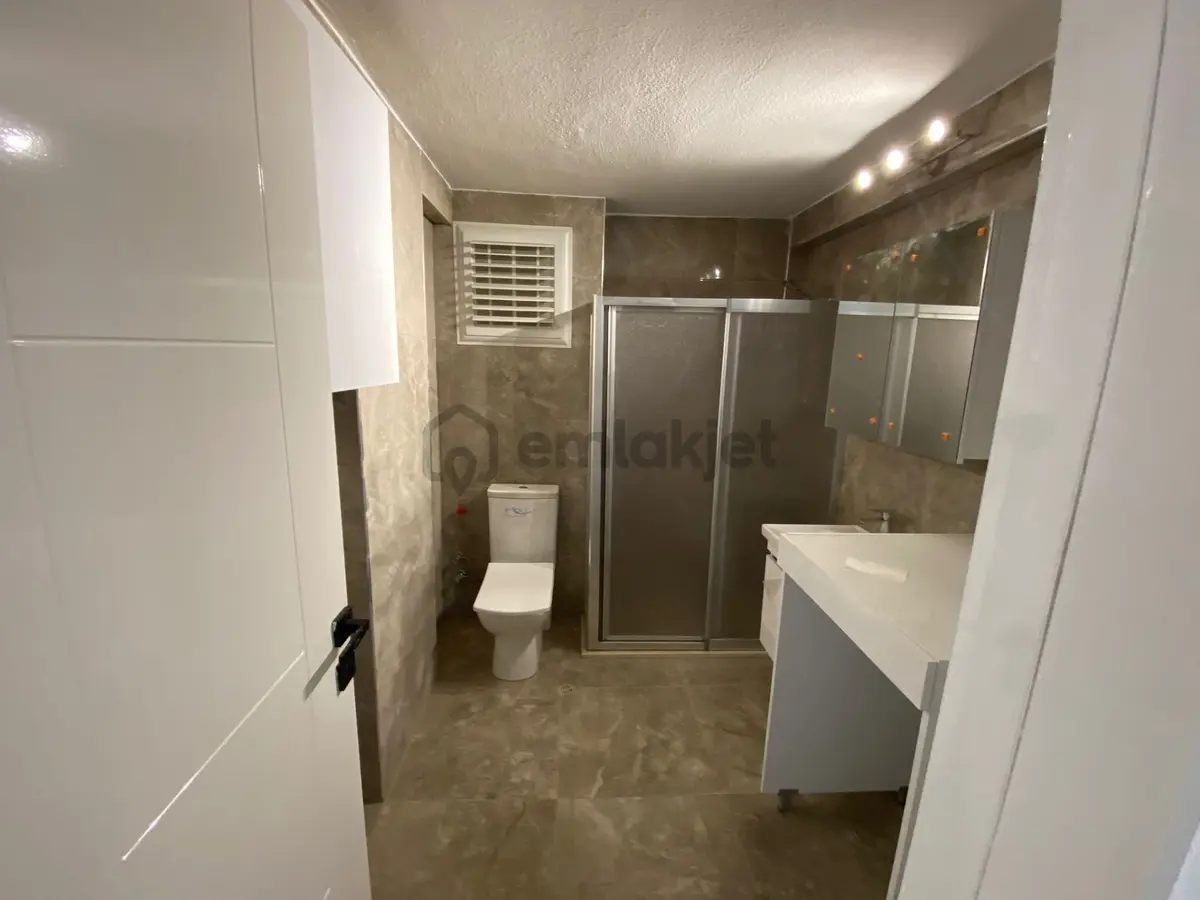 Buca Kozağaç Çevik-1 Pazar Yerinde 3+1 135 M2 Arakat Kiralık Daire - 15