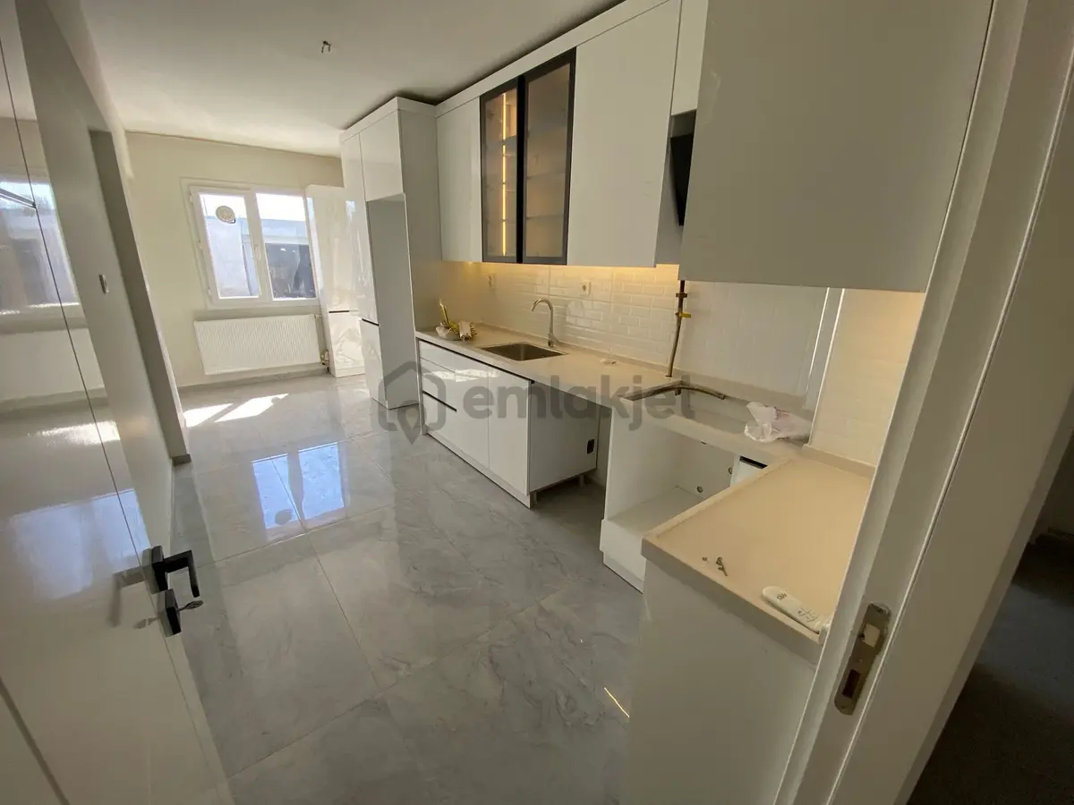 Buca Kozağaç Çevik-1 Pazar Yerinde 3+1 135 M2 Arakat Kiralık Daire - 3