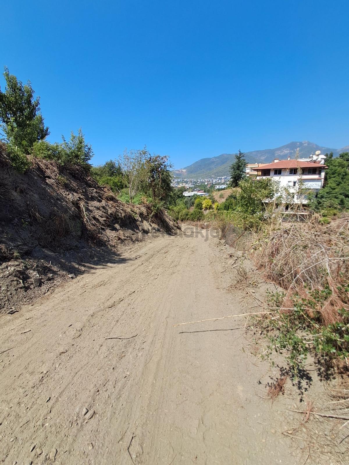 1100 M² Satılık Harfiyatı Yapılmış Bahçe Yeri - 4