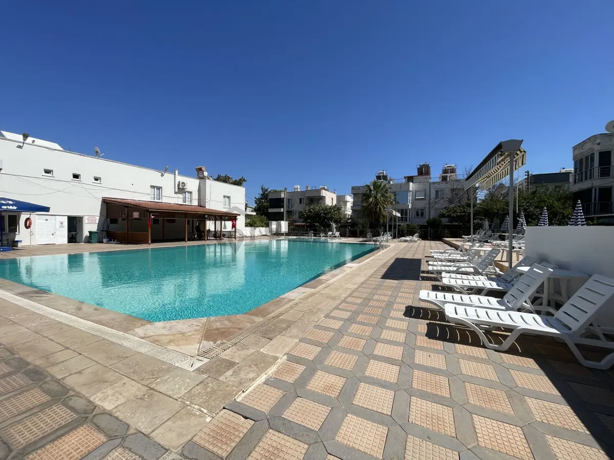 Didim Efeler' De Havuzlu Sitede 4+1 Tripleks Villa - 36