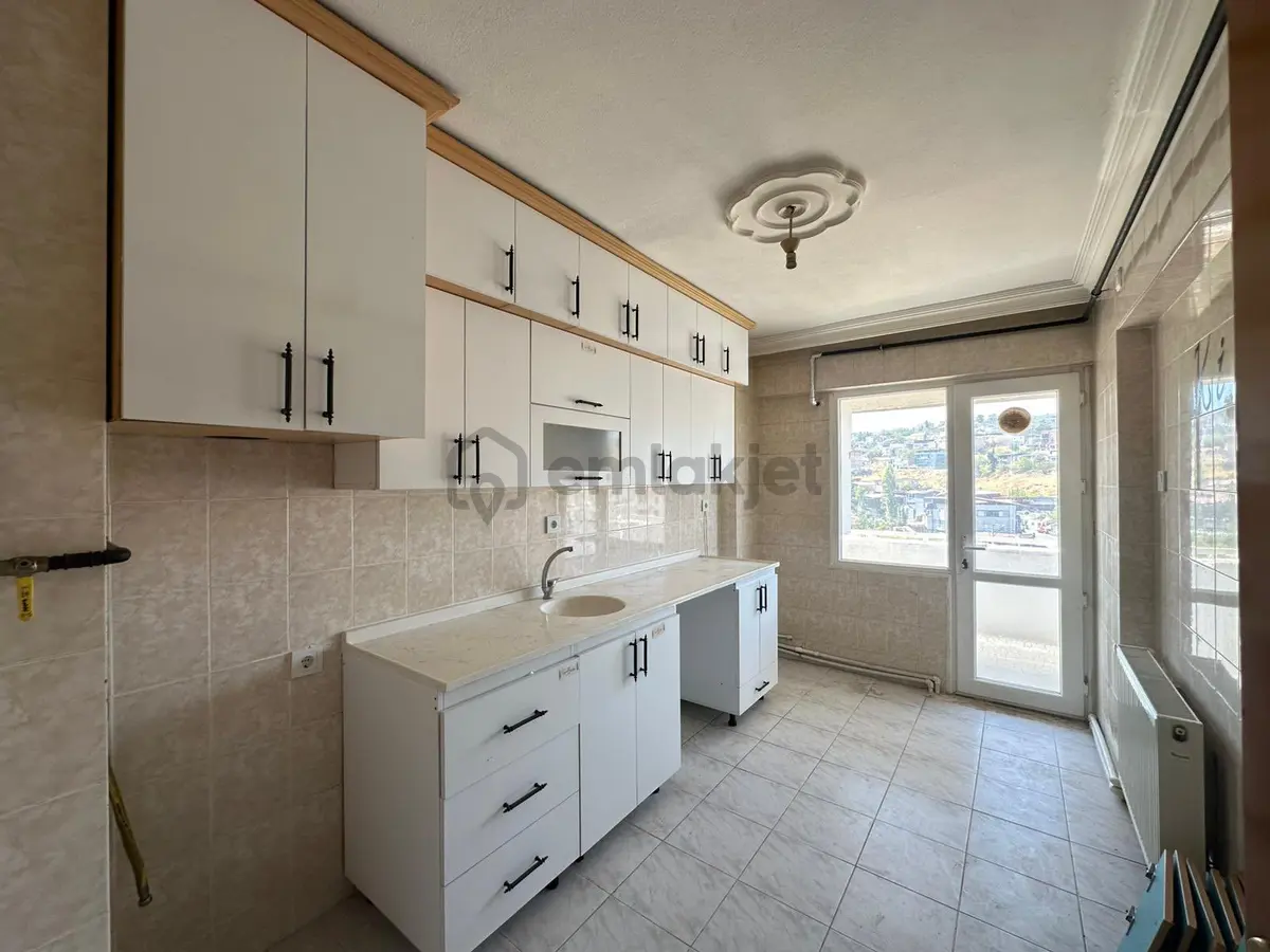 Site İçerisinde Ferah Kiralık Daire - 4