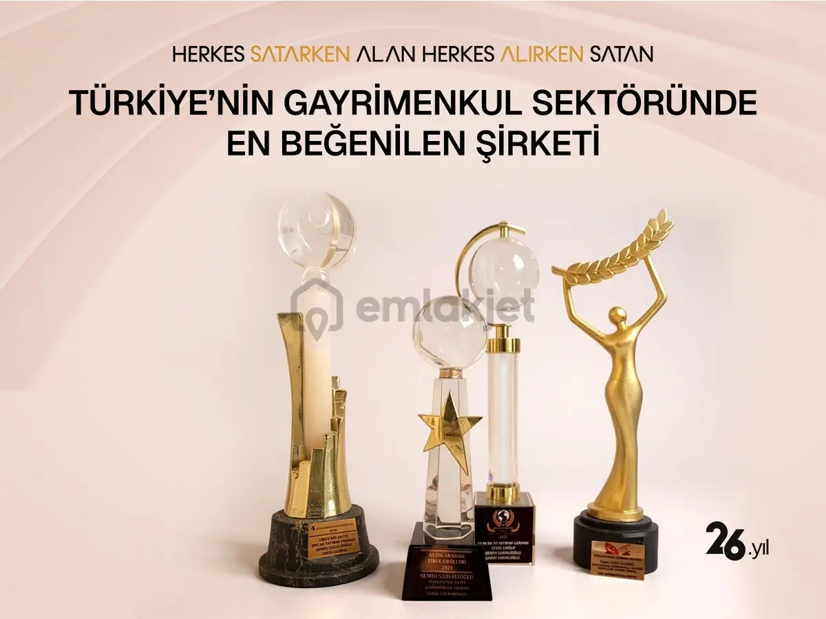Trabzon Uğurlu'da Satılık 8710 M2 Arsa Ve Ev - 23