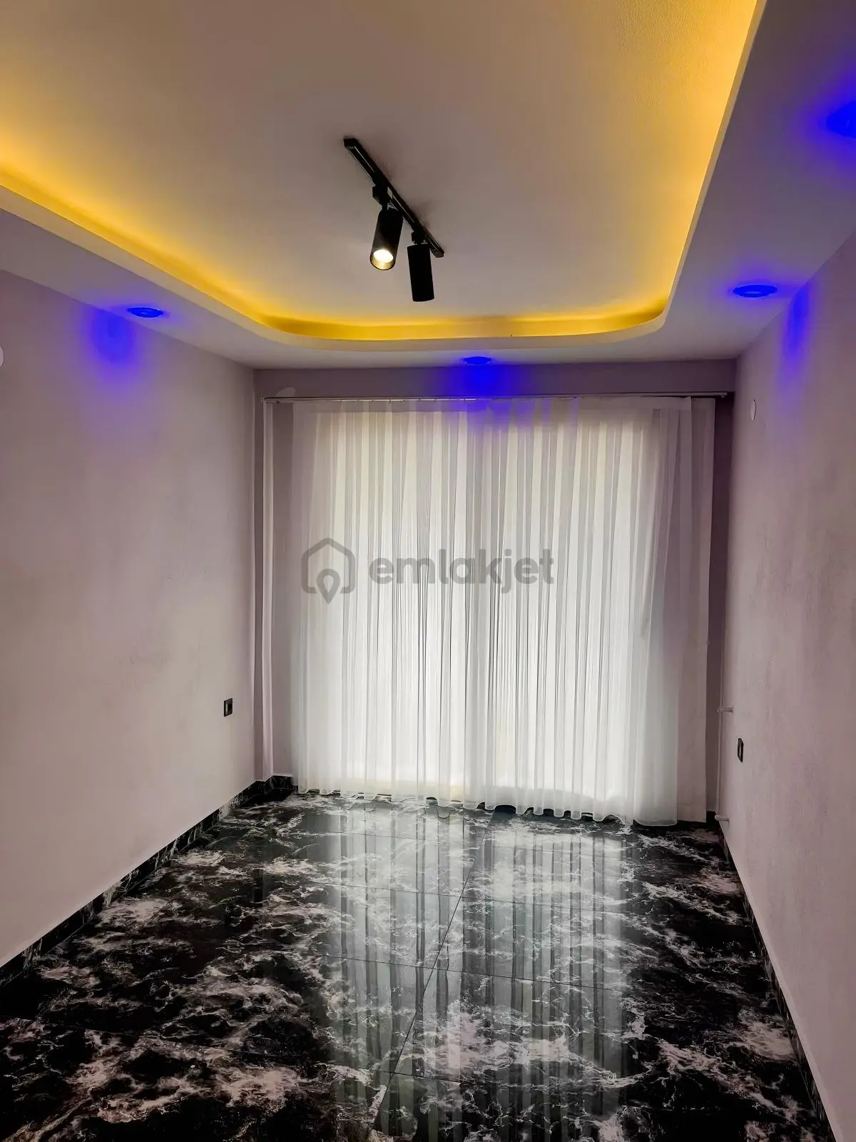 İzmir Foçaköy'de Deniz Manzaralı A Plus Villa - 18