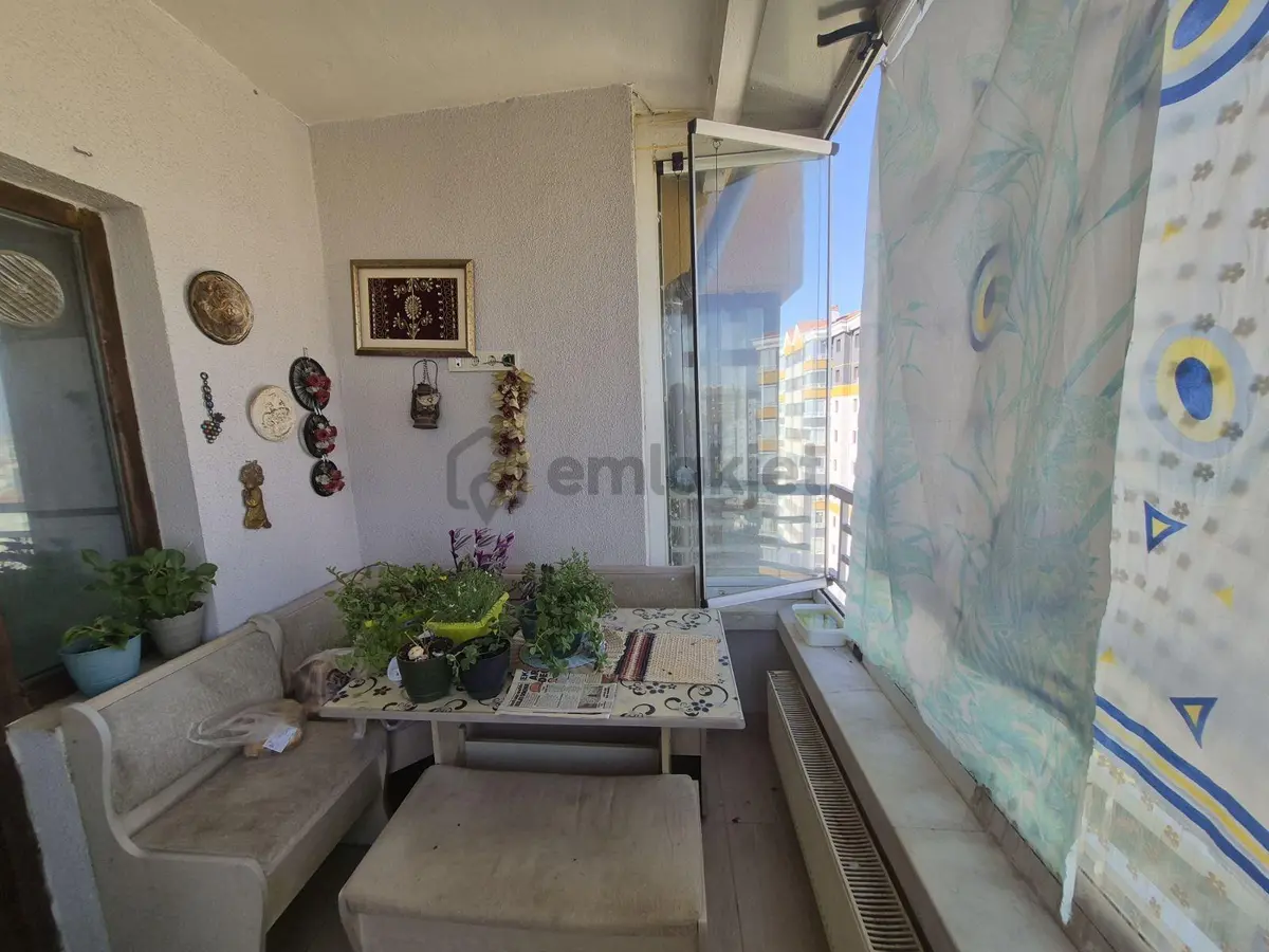 Ahimesut'ta Site İçi Ön Cephe Kiralık 3+1 - 21