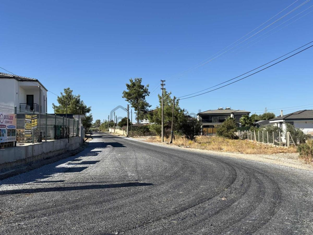 Villa Yapıpmına Uygun Müstakil Tek Tapu Arsa - 4