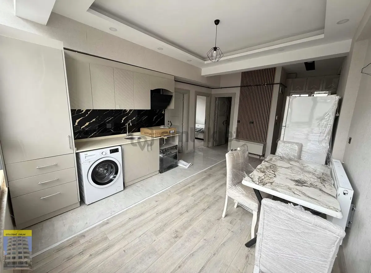 Cadde Üstü Eşyalı 2+1 Açık Mutfak - 26
