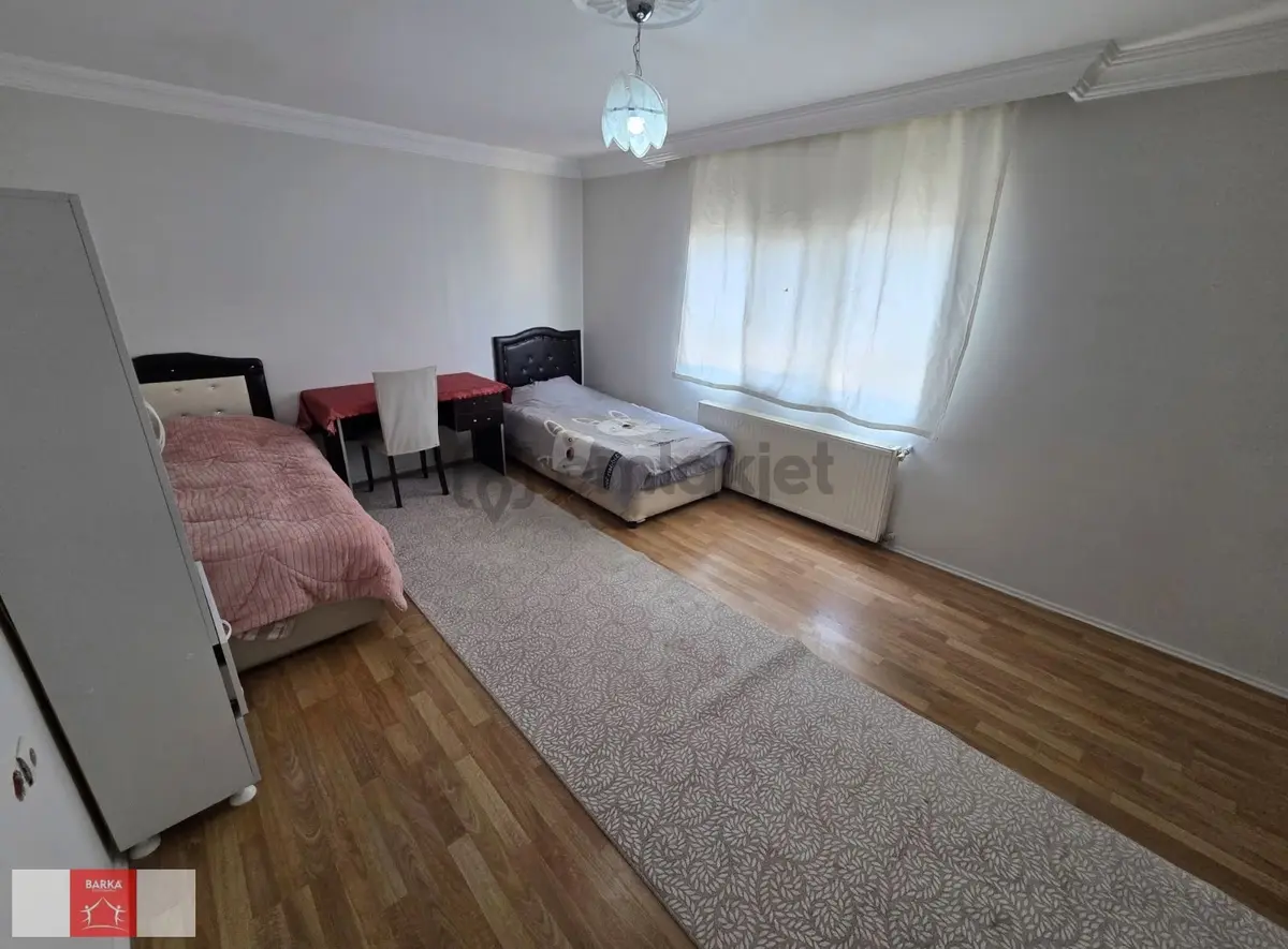 Ege Üni Dibinde 2+1 Eşyalı Doğalgazlı Çok Geniş Kiralık Daire - 26
