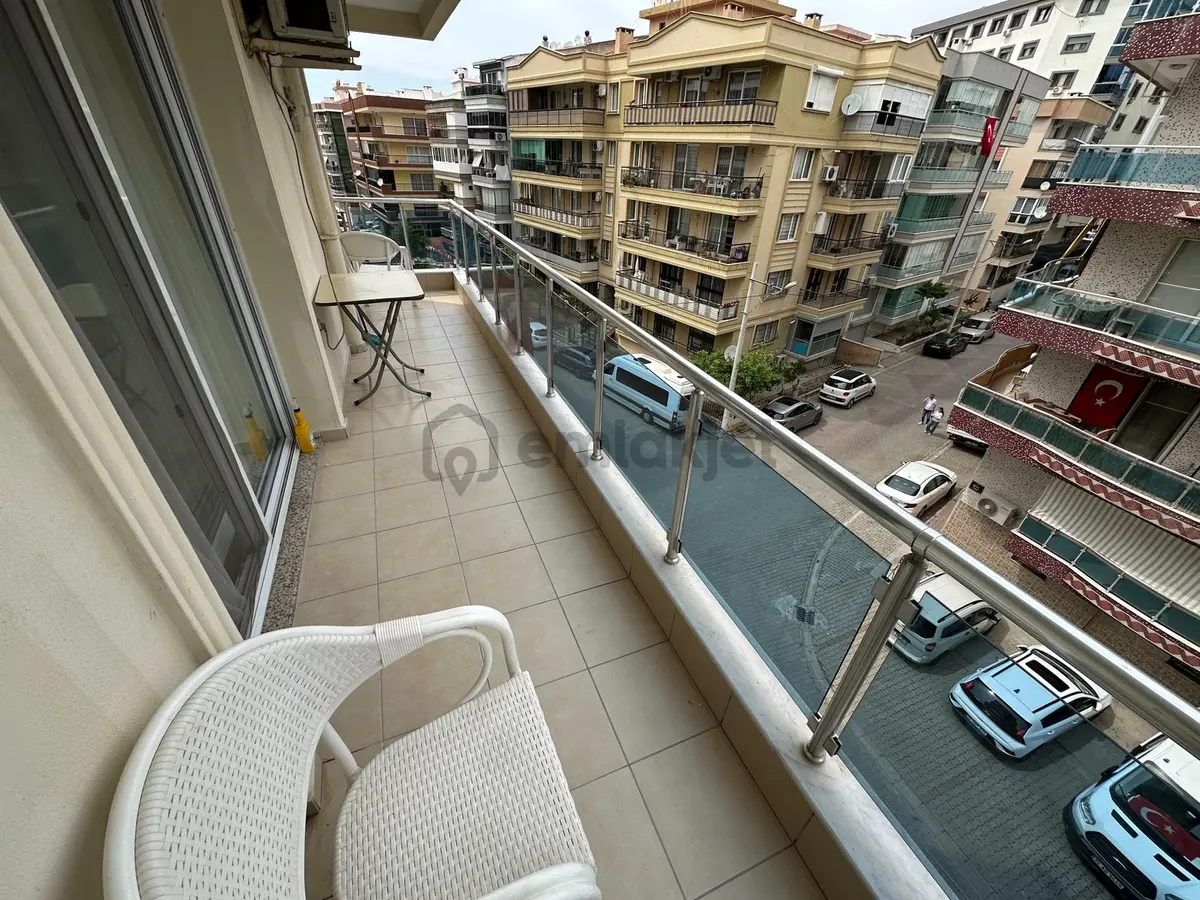 Köşe Ve Güzel Konumda Satılık 4+1 Dubleks Daire - 3