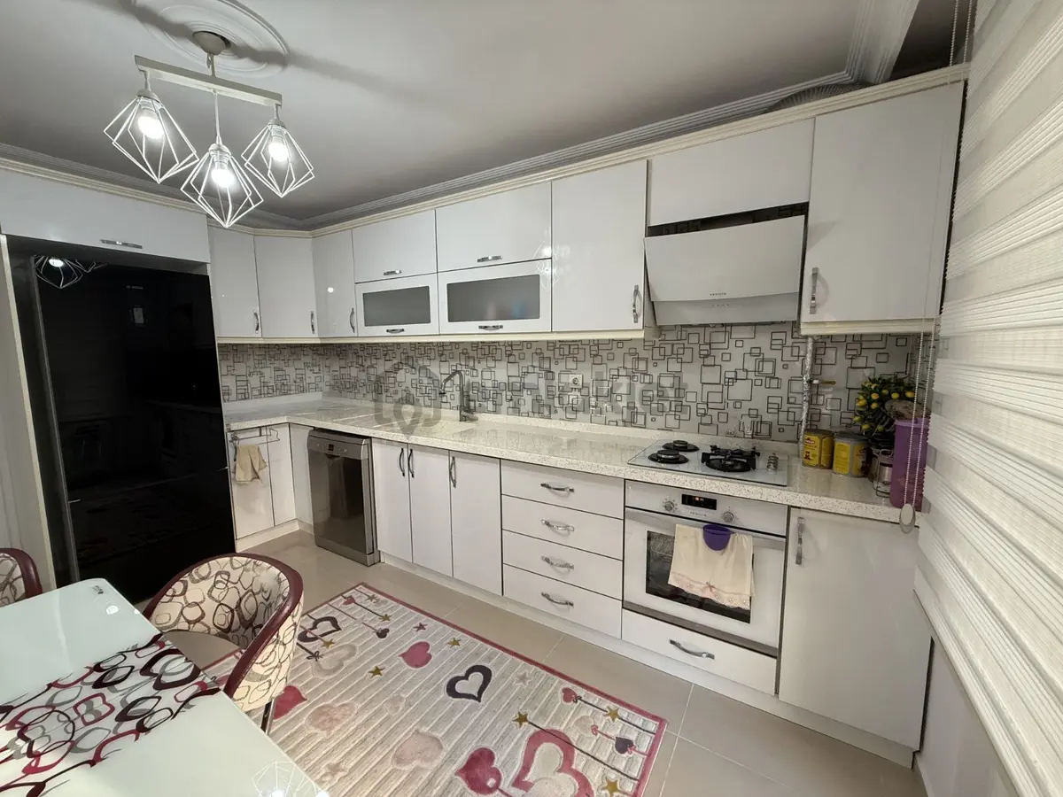 Balıkesir Bahçelievlerde 130 M² Net 3+1 Satılık Daire - 4