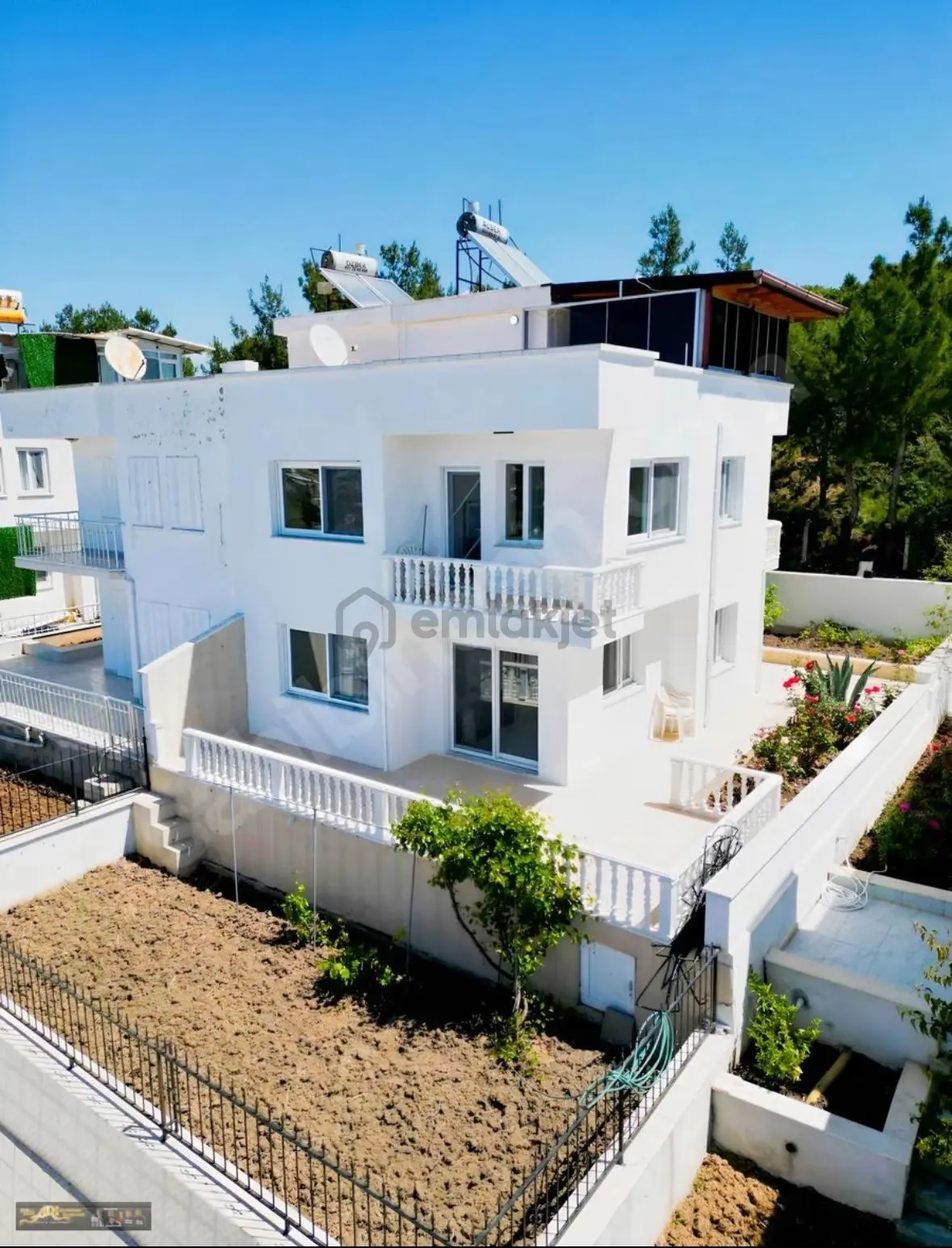 Didim Mavişehir'de Denize 600m Mesafede Havuzlu Site İçerisinde - 16