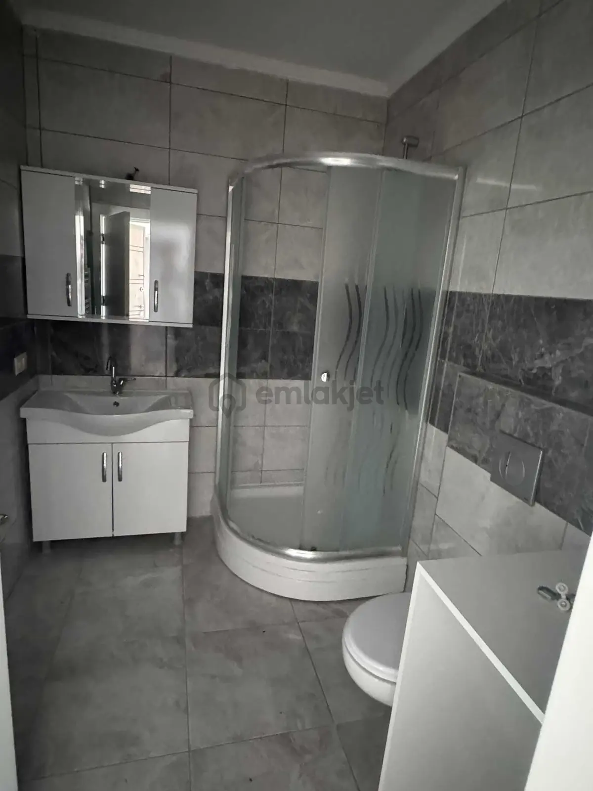 Trabzon Kaşüstü Hastane Yolu Kiralık 1+1 Daire - 7