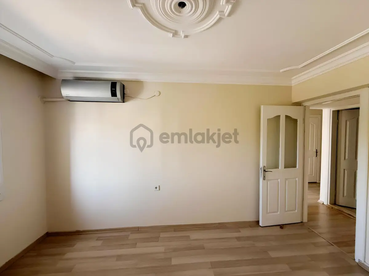 Şirinyer Mehmet Akif Caddesinde Satılık 3+1 - 33