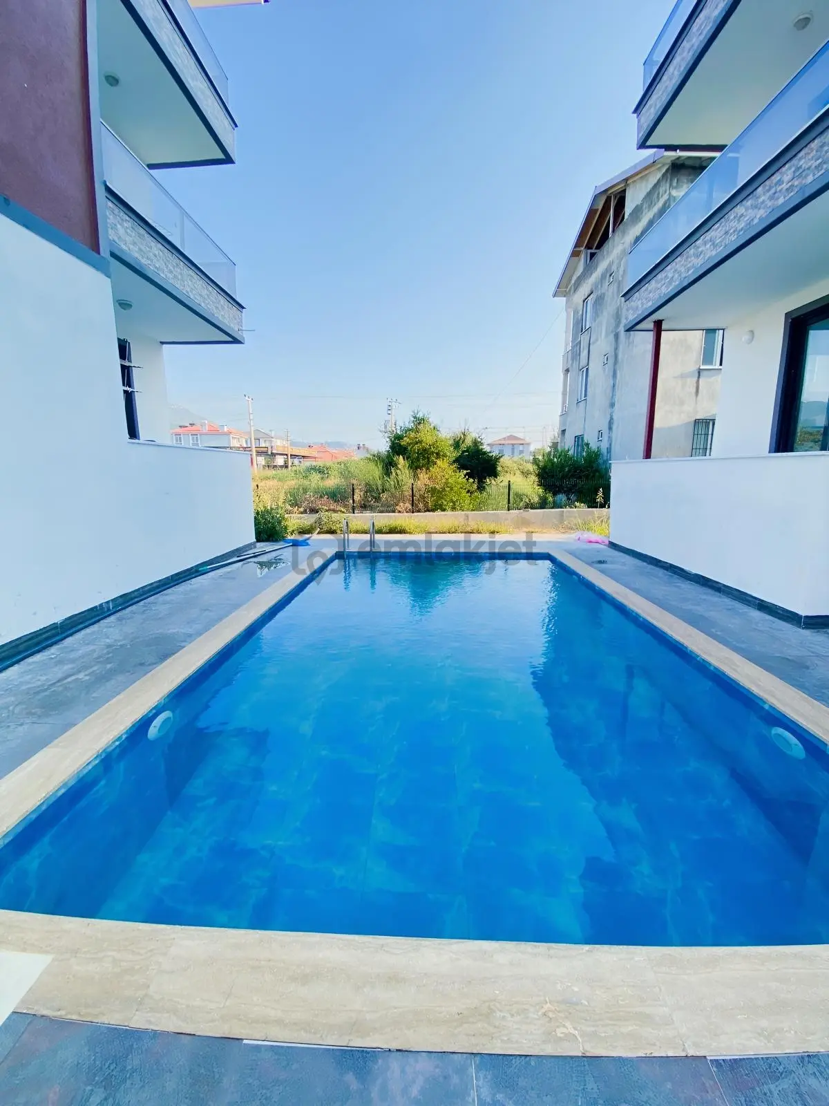 Fırsat Fiyat Full Eşyalı 1+1 Satılık Daire