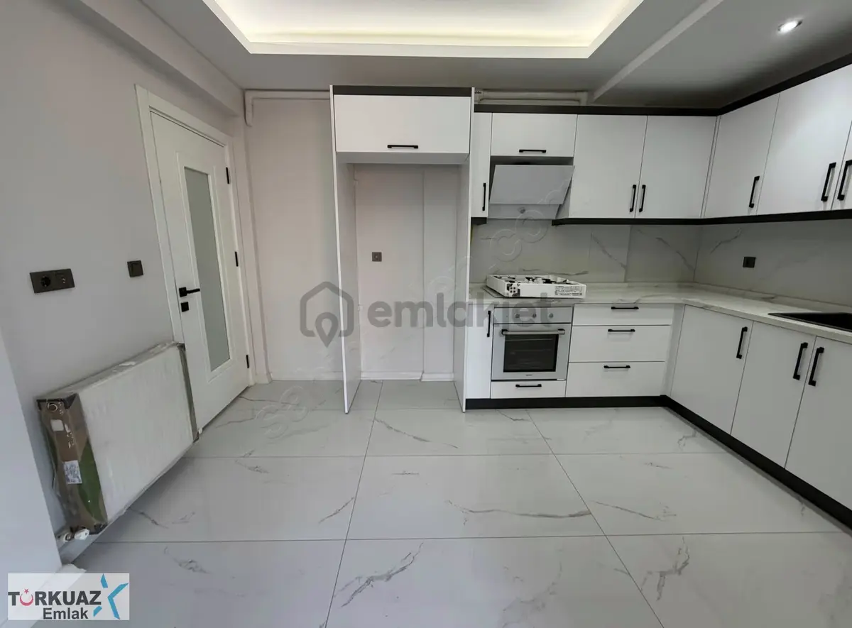 Kat Mülkiyetli Ara Kat Ön Cephe Işıl Işıl Daire - 22