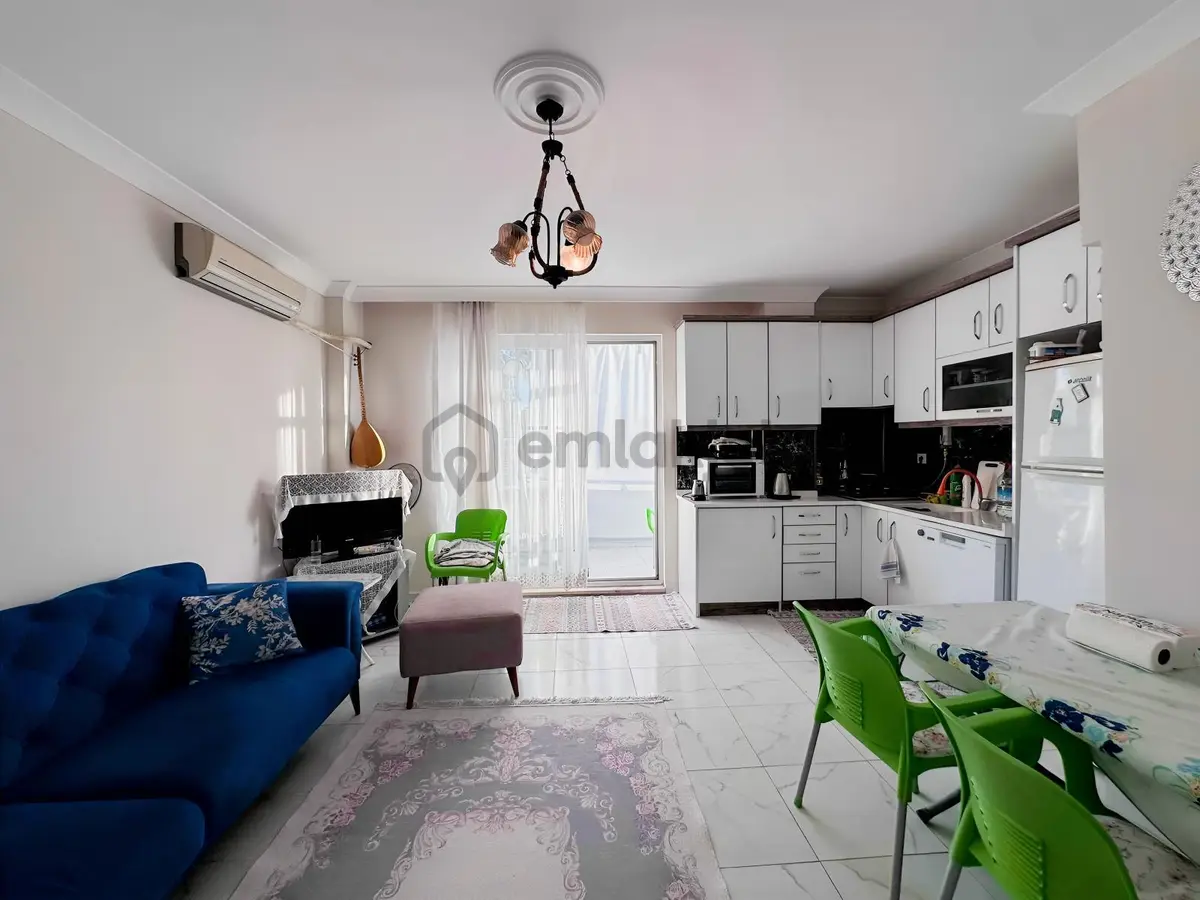 2+1 Harika Konumda Köşe Manzaralı Tertemiz Daire - 3