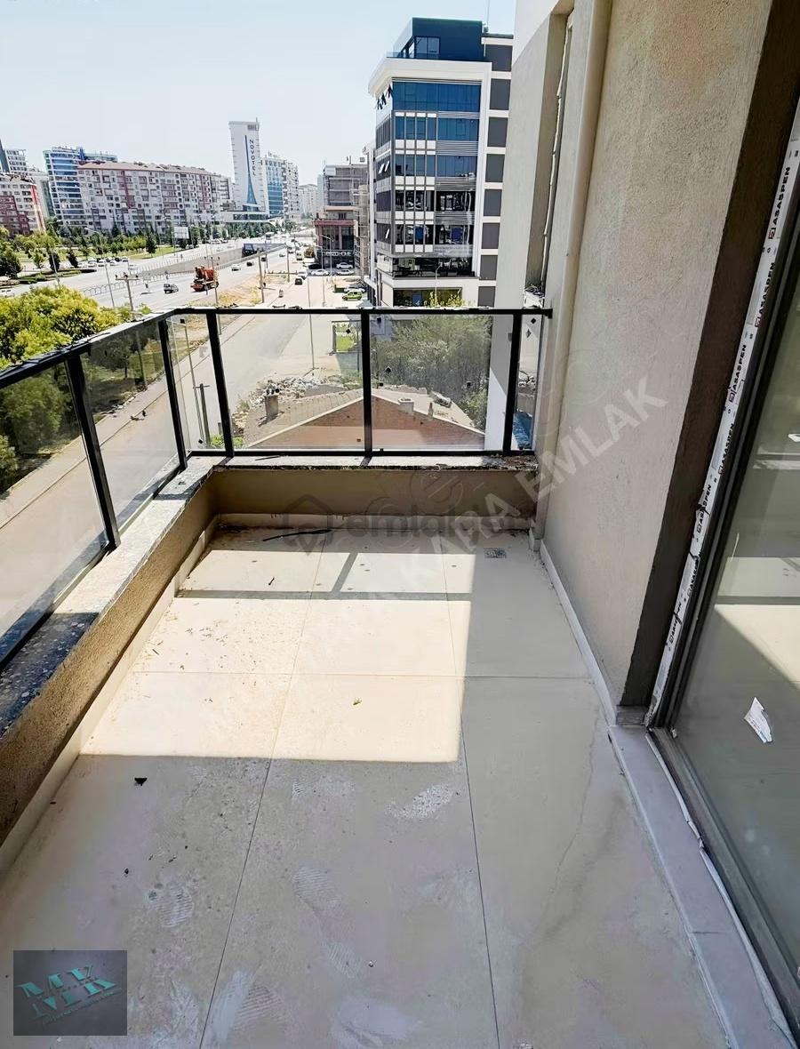 Mustafa Karadan Beyşehir Cad Cephe Arakat 4+1 - 6