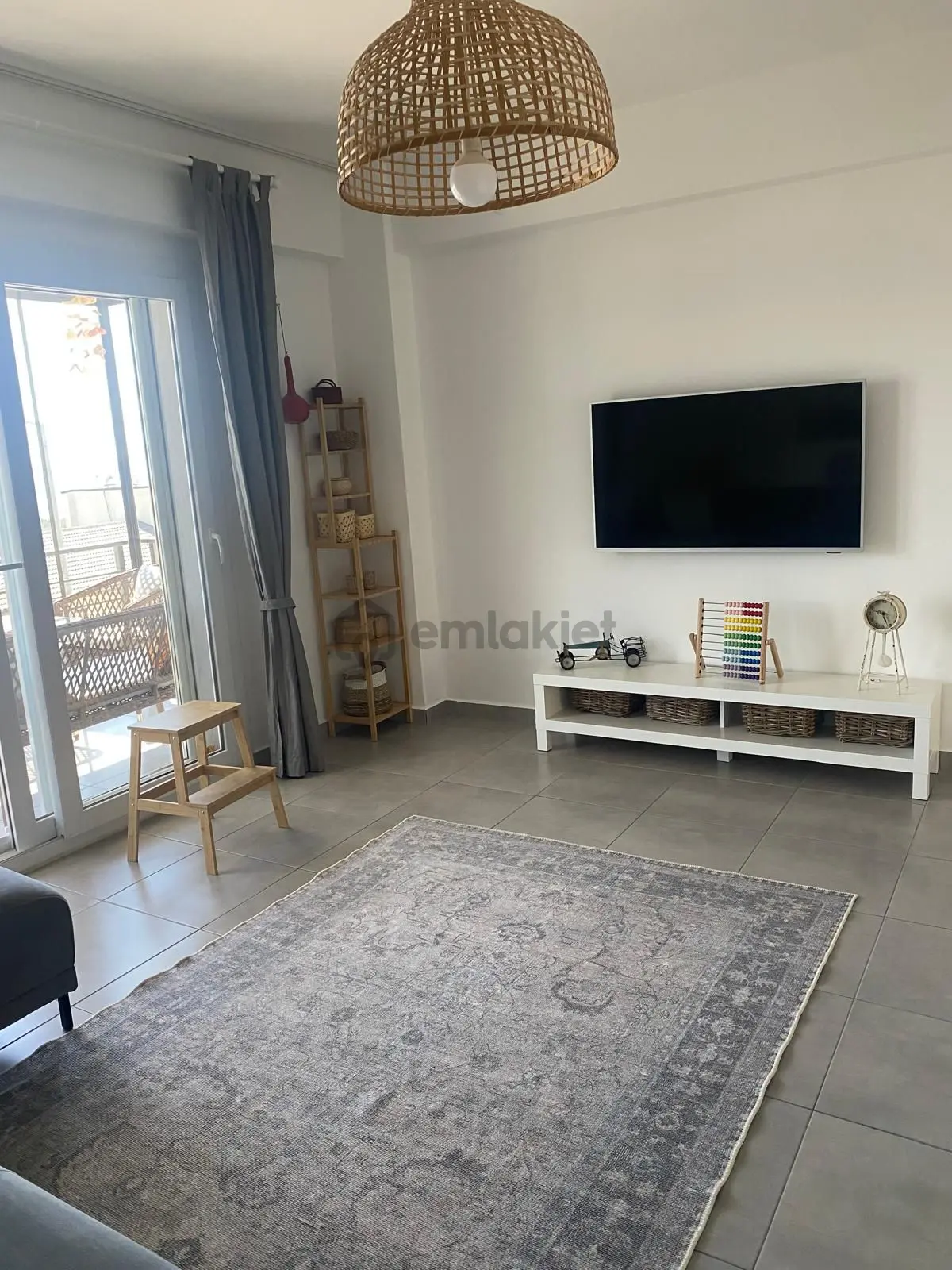 Havuzlu Sitede Deniz Manzaralı Eşyalı 1+1 Daire - 17