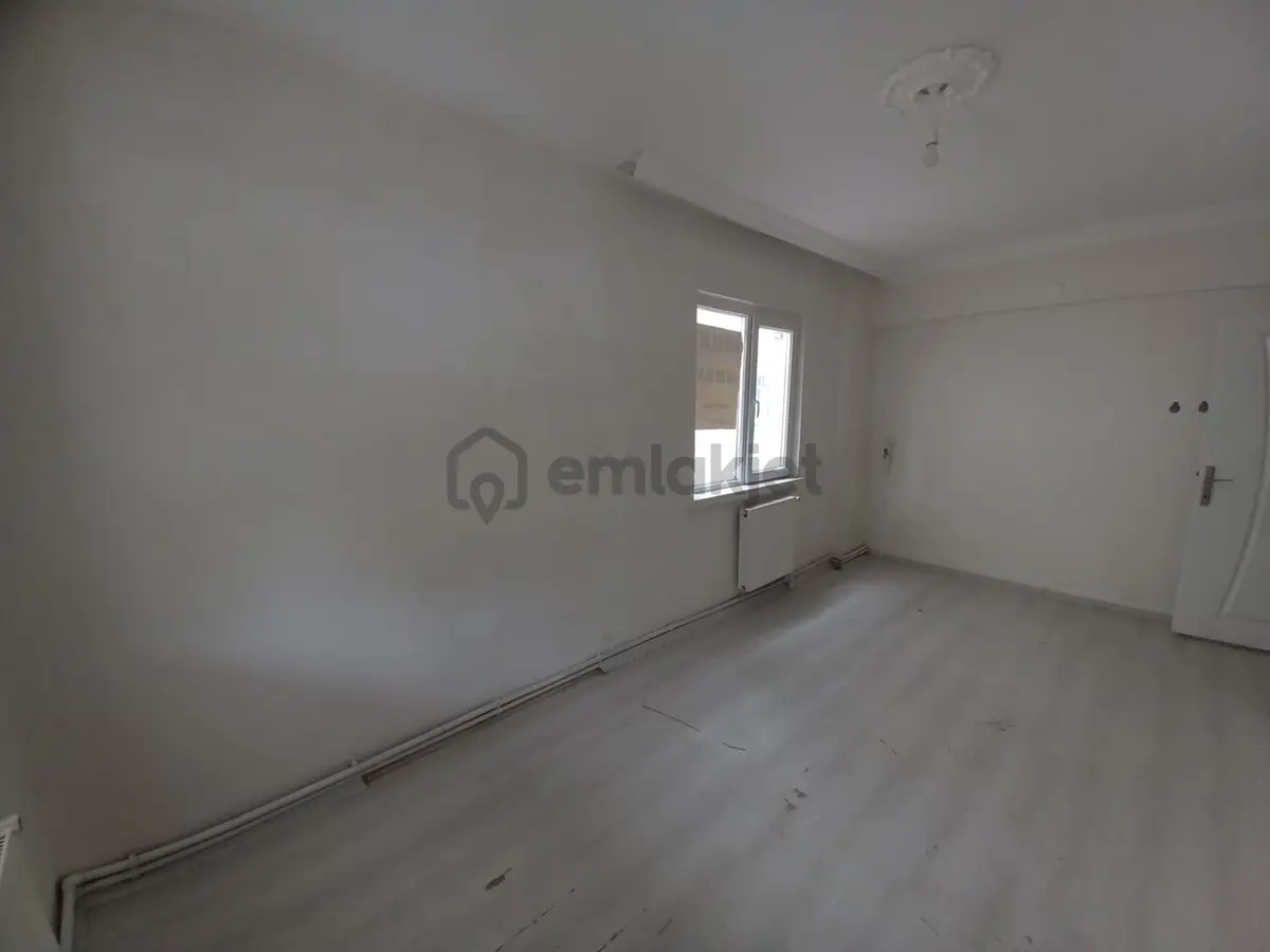 Mç Emlak. Tan Selcuklu Mahallesin De 2+1 Satılık Daire - 5