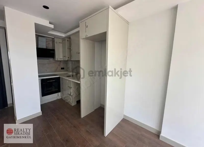 Altıntaş 'ta İskanlı Sitede Satılık 1+1 Daire - 11
