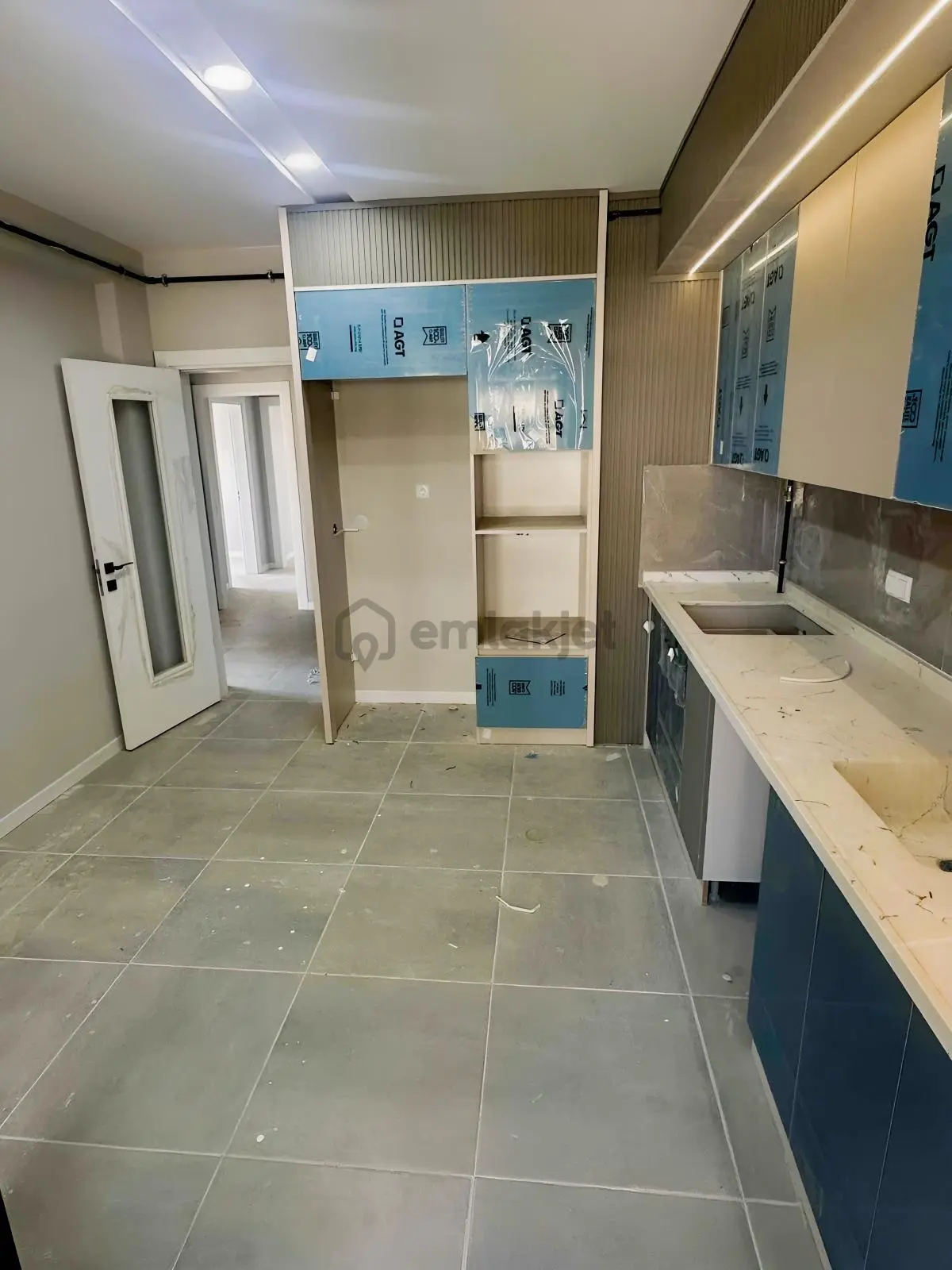Çeltek Mah Satılık Anayola Bakan Daire - 5