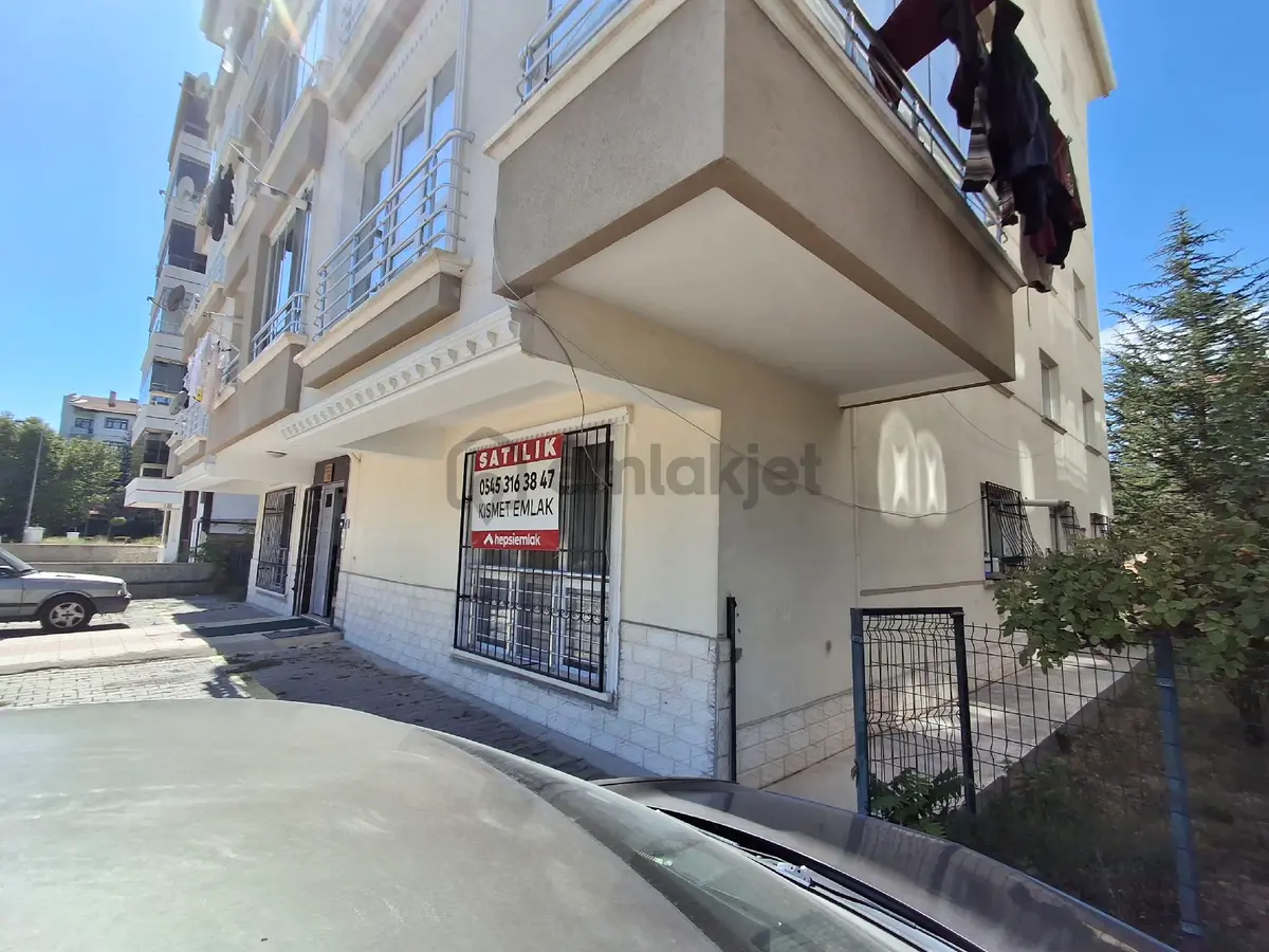 Kısmet Emlak'tan Merkezde 2+1 Daire - 15