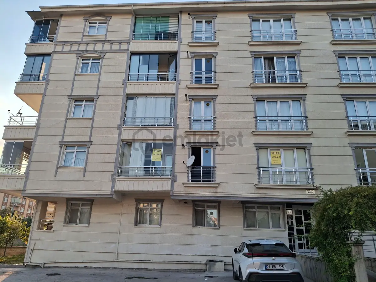 Kısmet Emlak'tan Merkez'de 3+1 Daire - 27