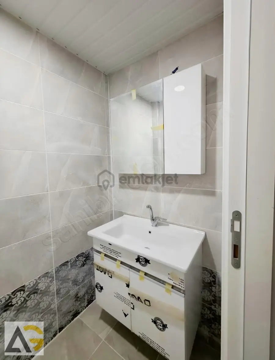 Auradan Portakal Mahallesinde Kiralık 4+1 Daire - 24