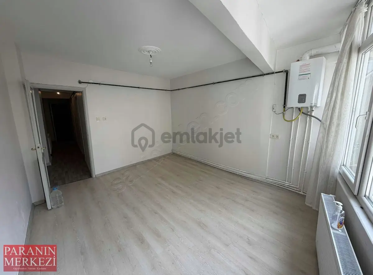 Para'dan Merkezi Konumda Ferah 1+1 Daire - 7