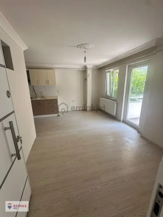 Remax Mid'den - Kasaplar Mah. - Güney Cephe 1+1- Balkonlu - 19