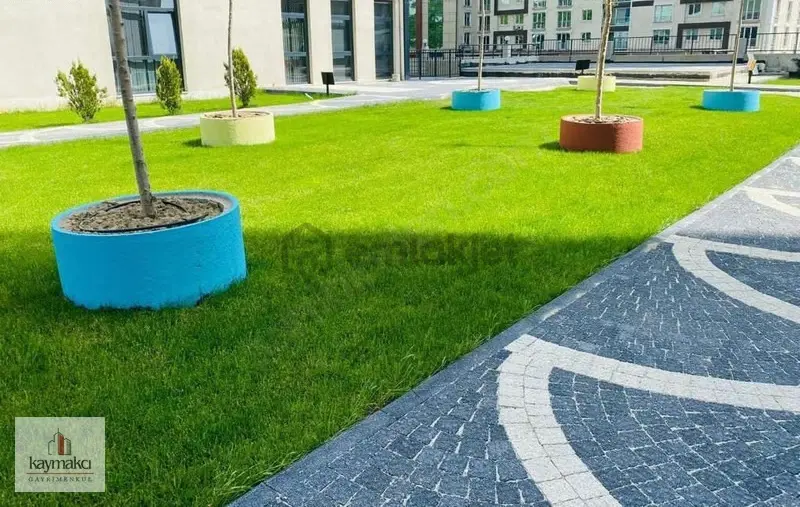 Aris Grand Tower'da -kiralık Eşyalı - 1+1 Daire - 15