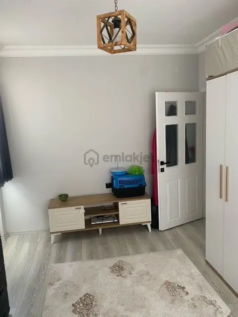 Sahibinden Sahibinden Bağlarbaşı 3+1 Bağımsız | Cam Balkon | Geniş Mutfak - 13