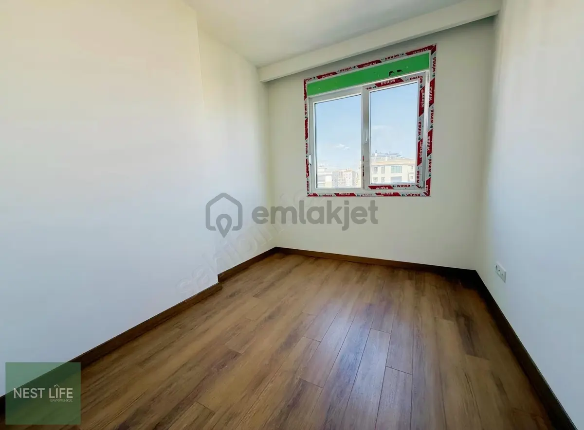 Erenköyde Yeni Binada Modern Ve Konforlu 3+1 - 10