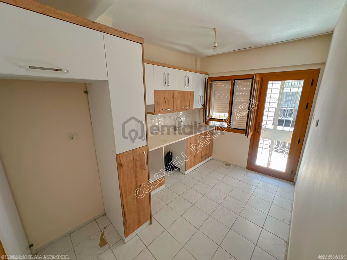 Sahile Yürüme Mesafesinde Kapalı Mutfak Satılık 2+1 Daire - 4