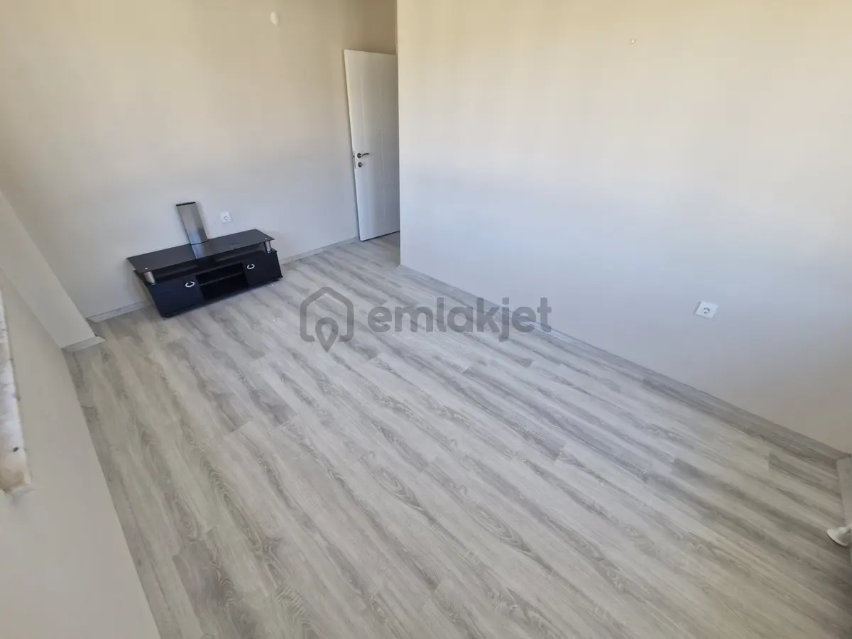 Edremit Kadıköy'de Kiralık 3+1 Daire - 16