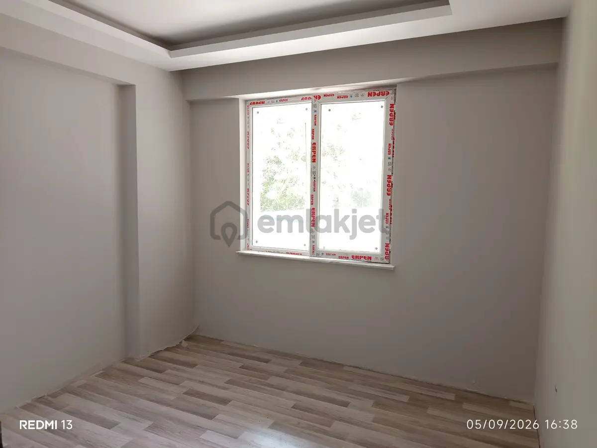 Dadaşkentte Sıfır 1+1 Lüks Daire - 7