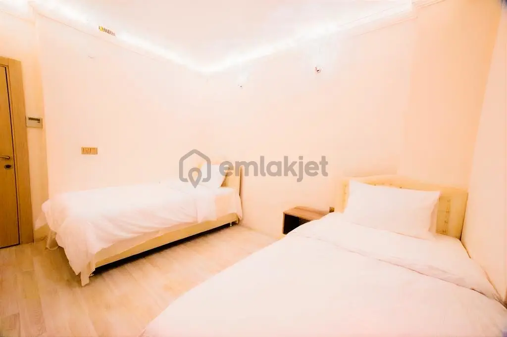 Yardım Emlaktan Söğütlüde Eşyal I Kiralık Daire! - 7