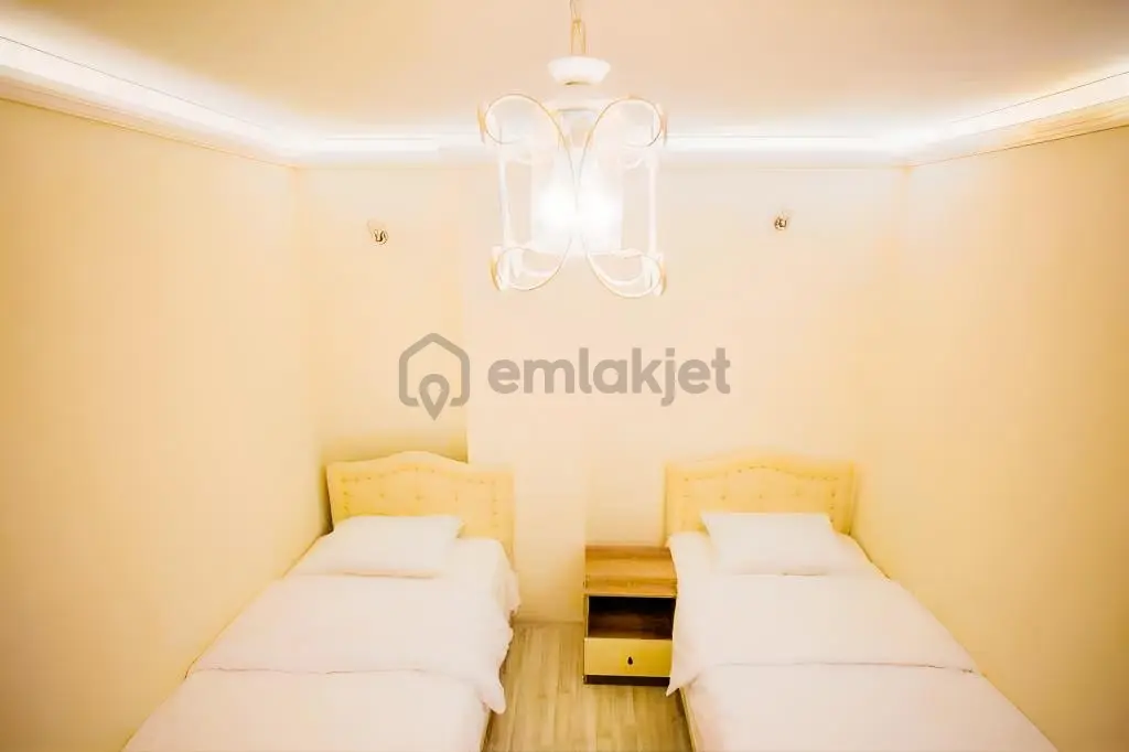Yardım Emlaktan Söğütlüde Eşyal I Kiralık Daire! - 17