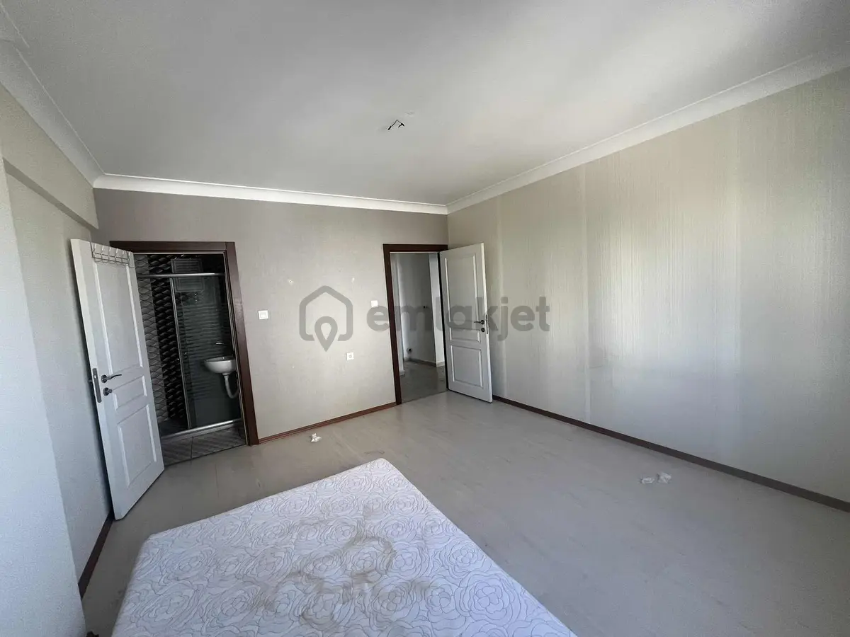 Yonca Emlak Durali Alıç Mah. Kiralık 3+1 Daire - 23