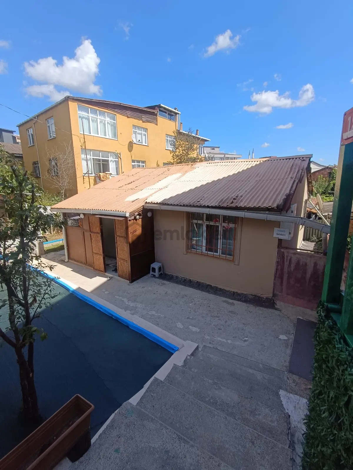 Ekşioğlunda 192 M² İmarlı Arsa, 2+1 85 M² Oturulabilir Ev - 3
