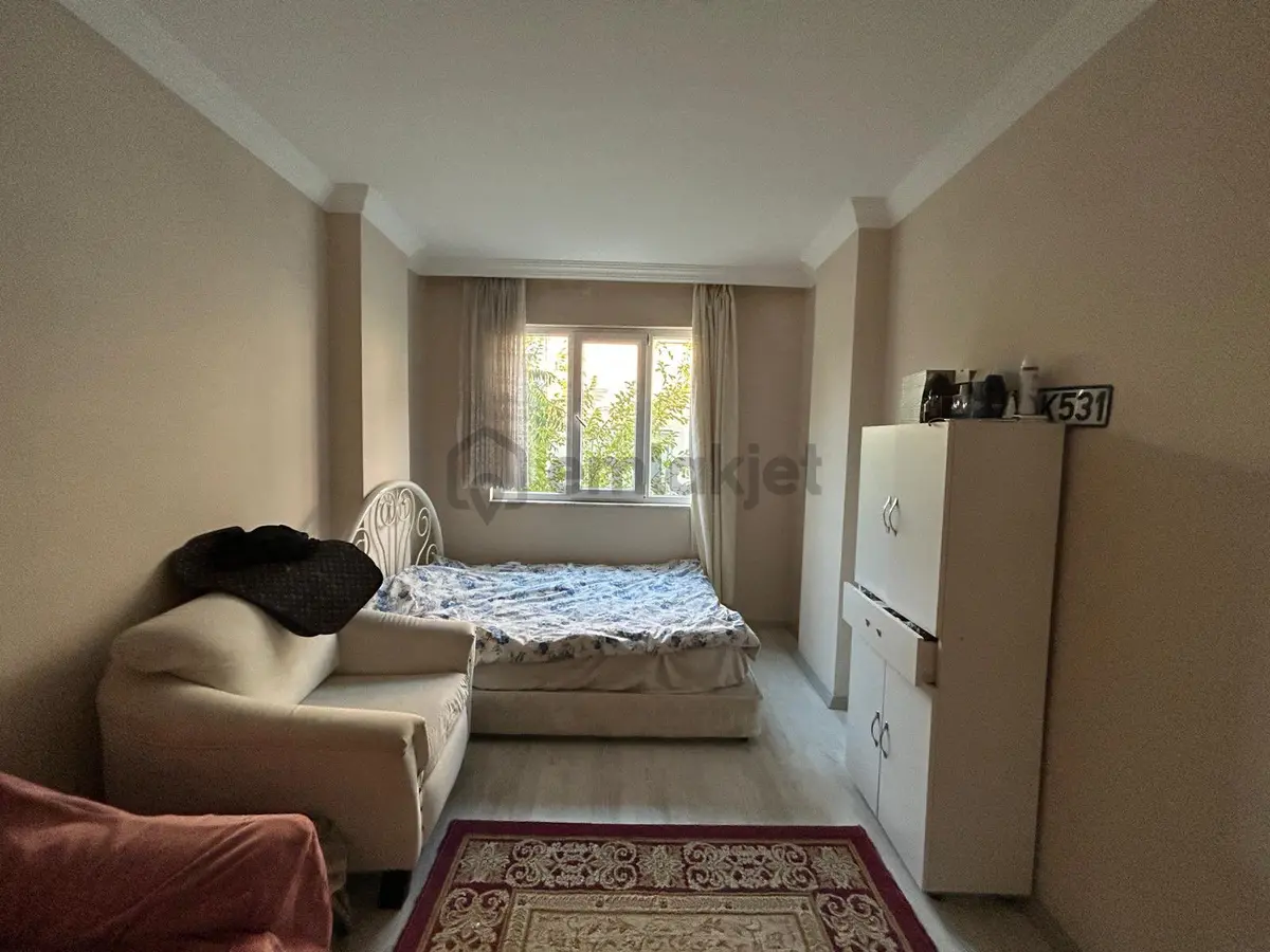 Sümerr Mahallesinde 1+1 Ful Eşyalı Balkonlu Satılık Daire - 3